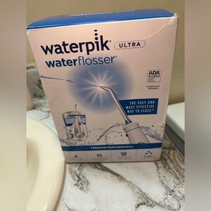 Waterpik waterflosser